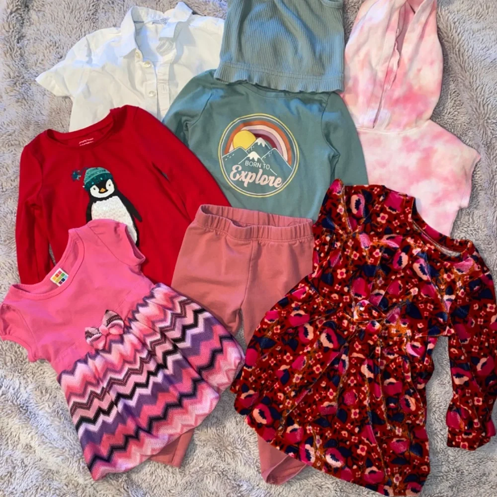 Bundle 2t - Picture 4 of 4